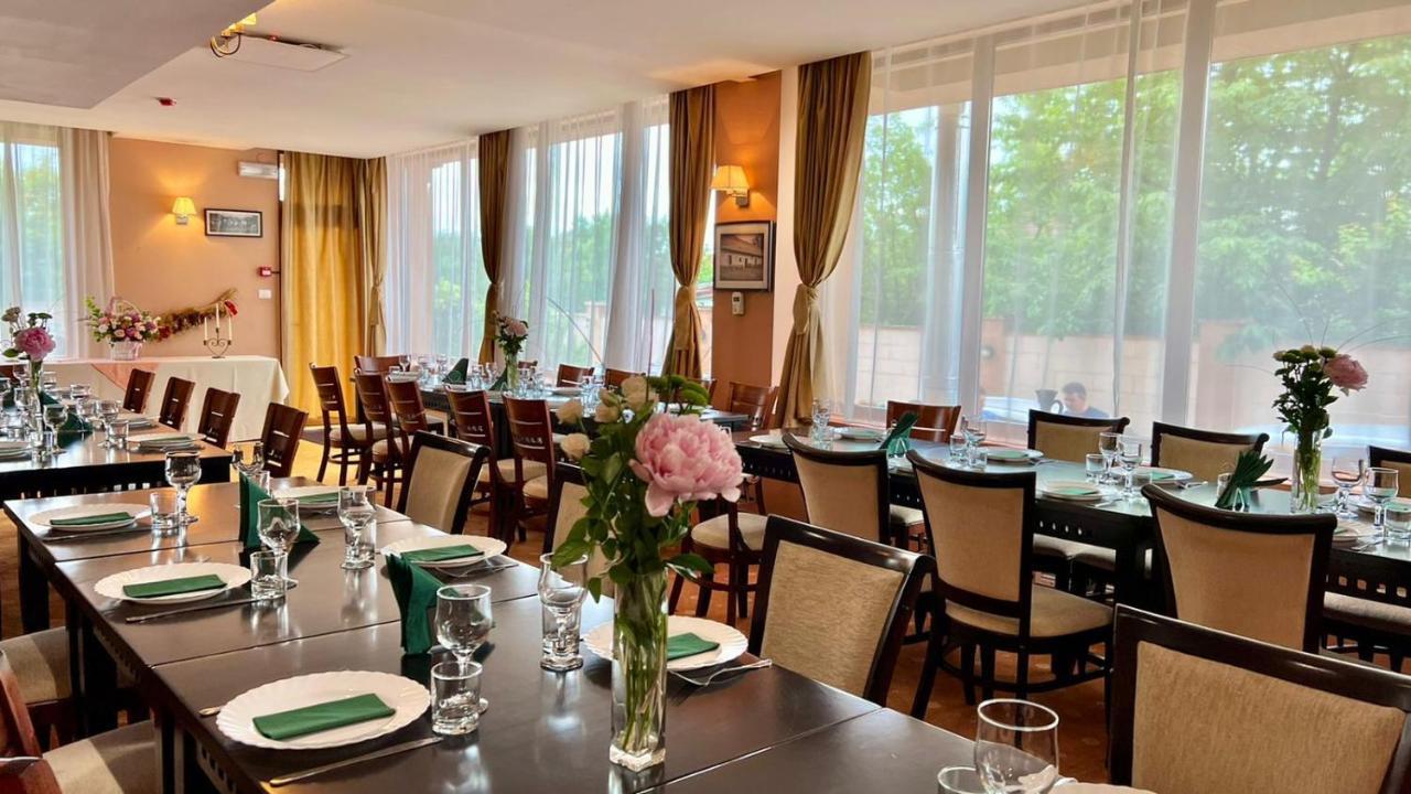 Hotel Oxford By Timhotels Timişoara Buitenkant foto