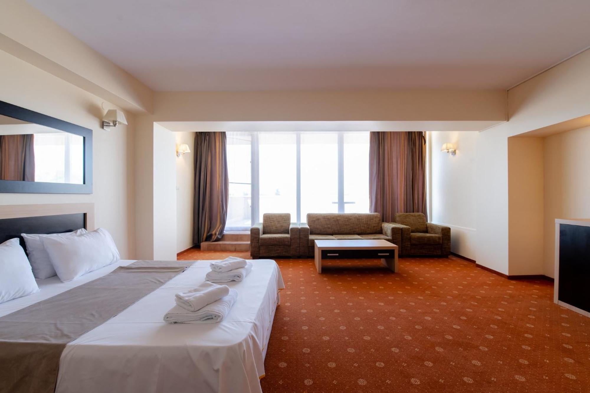 Hotel Oxford By Timhotels Timişoara Buitenkant foto