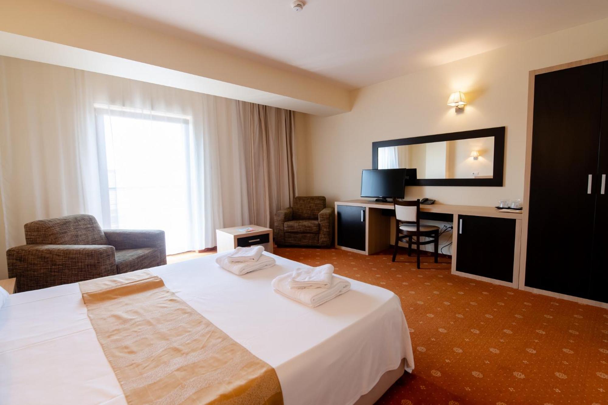 Hotel Oxford By Timhotels Timişoara Buitenkant foto